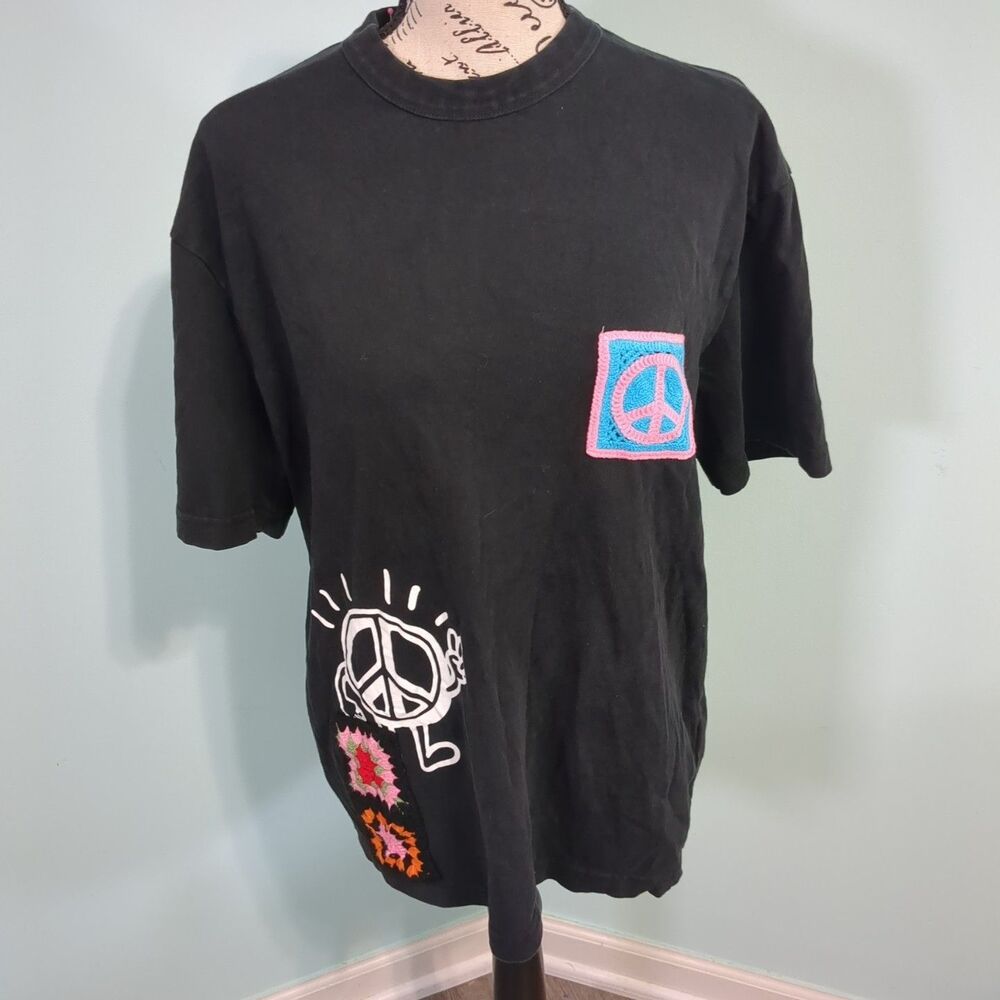 Zara joyful moments black T-shirt patches embroidered medium